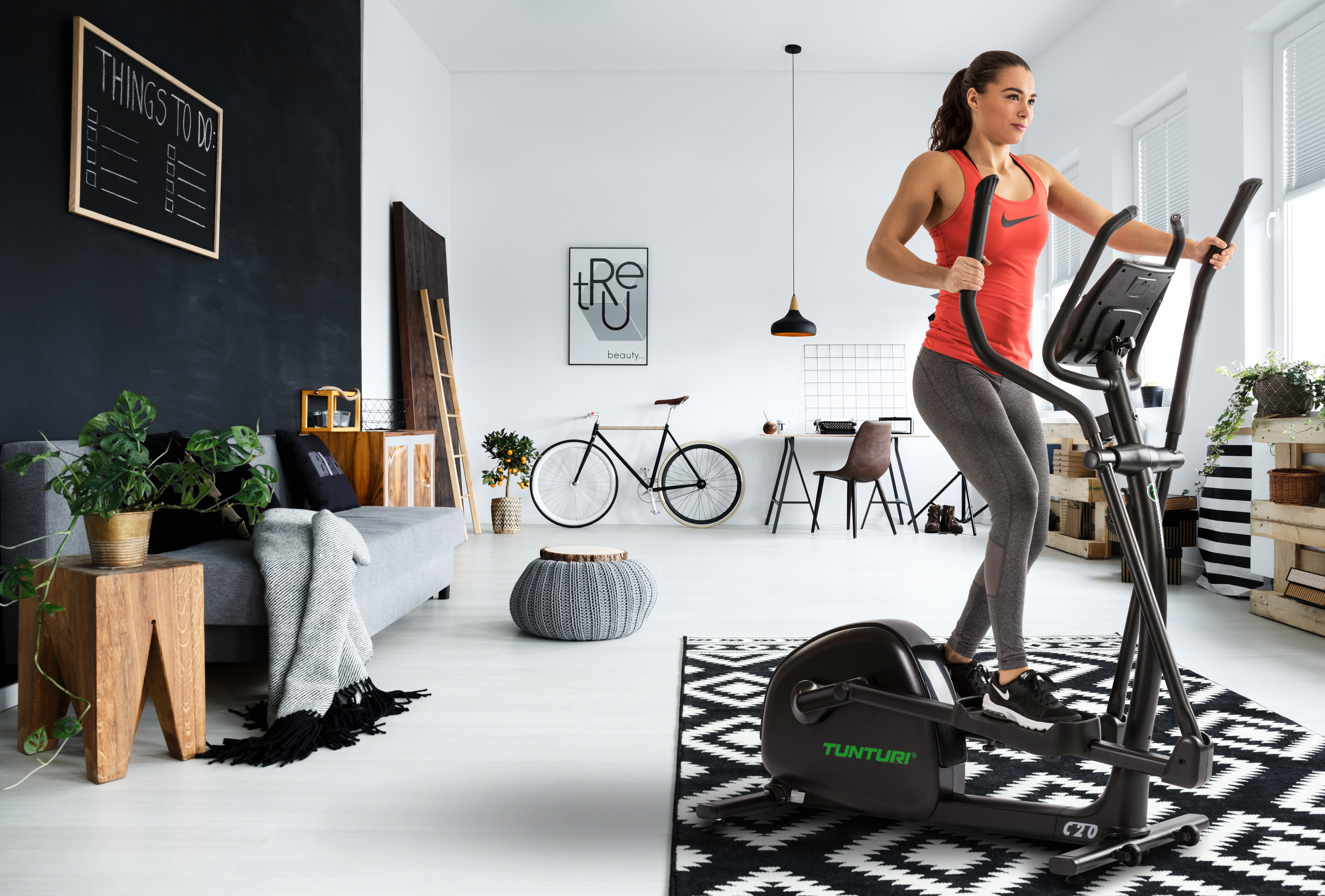 tunturi 23TCR20000 Zdjęcie produktu - Tunturi Signature C20 R 2